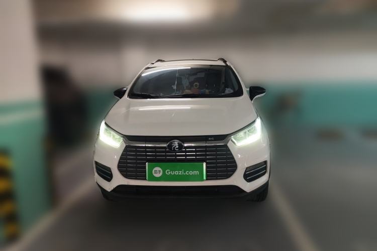 Used BYD Yuan New Energy 2019 EV360 Smart Connect Leading Model Front