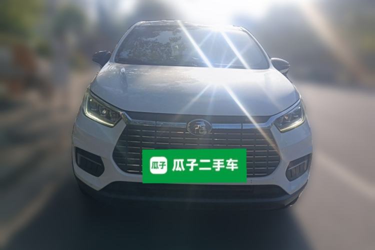 Used BYD Yuan New Energy 2019 EV535 Smart Connect Trendsetting Model Front