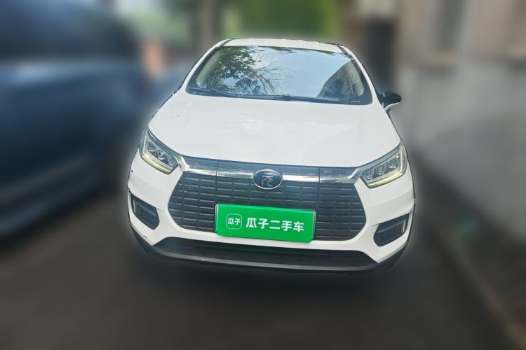 Used BYD Yuan New Energy 2019 EV535 Smart Connect Trendsetting Model Front