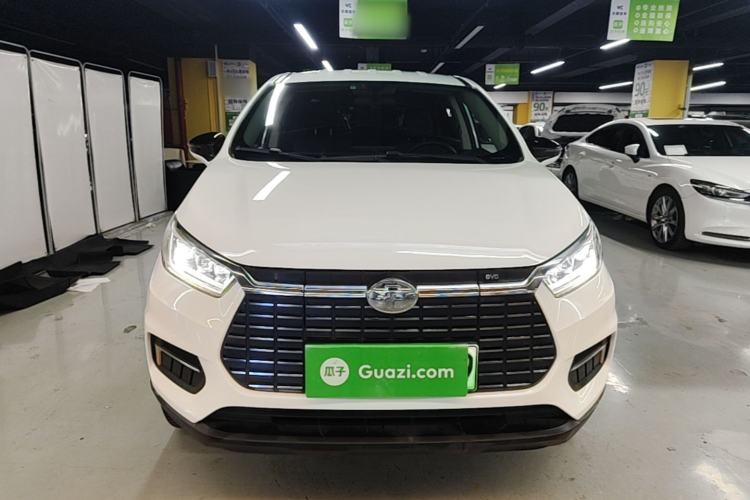 Used BYD Yuan New Energy 2019 EV535 Smart Connect Trendsetting Model Front
