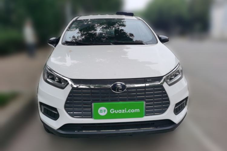 Used BYD Yuan New Energy 2019 EV535 Smart Connect Trendsetting Model Front