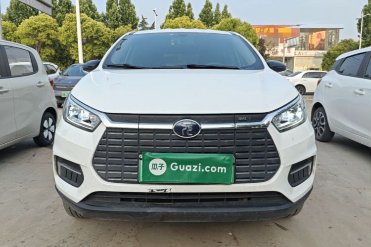 Used BYD Yuan New Energy 2019 EV535 Smart Connect Trendsetting Model Front