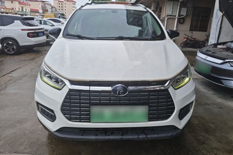 Used BYD Yuan New Energy 2019 EV360 Smart Connect Enjoyment Model Front