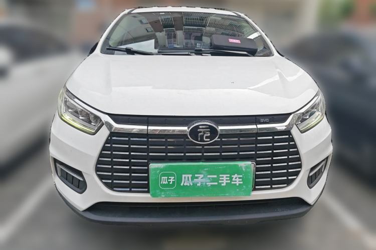 Used BYD Yuan New Energy 2019 EV535 Smart Connect Trendsetting Model Front
