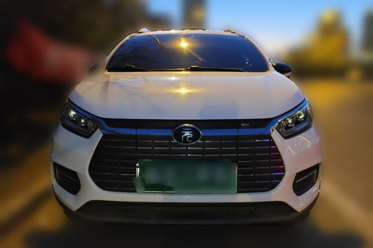 Used BYD Yuan New Energy 2019 EV535 Smart Connect Trendsetting Model Front