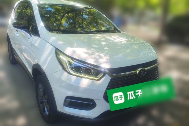 Used BYD Yuan New Energy 2019 EV535 Smart Connect Trendsetting Model Front Right 45 Deg