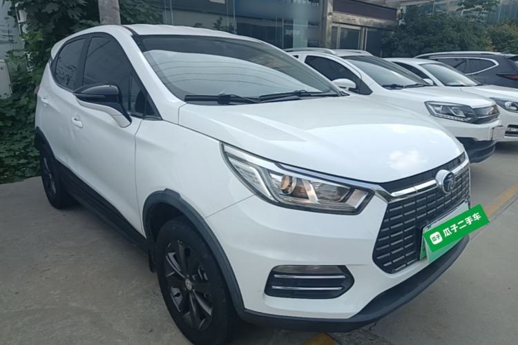 Used BYD Yuan New Energy 2019 EV360 Smart Connect Leading Model Front Right 45 Deg