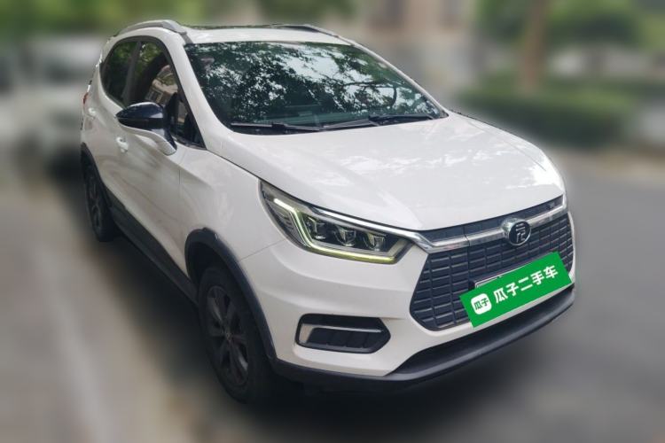 Used BYD Yuan New Energy 2019 EV360 Smart Connect Enjoyment Model Front Right 45 Deg