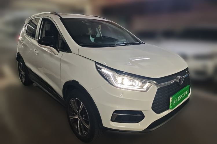 Used BYD Yuan New Energy 2019 EV535 High-Energy Leading Edition Front Right 45 Deg