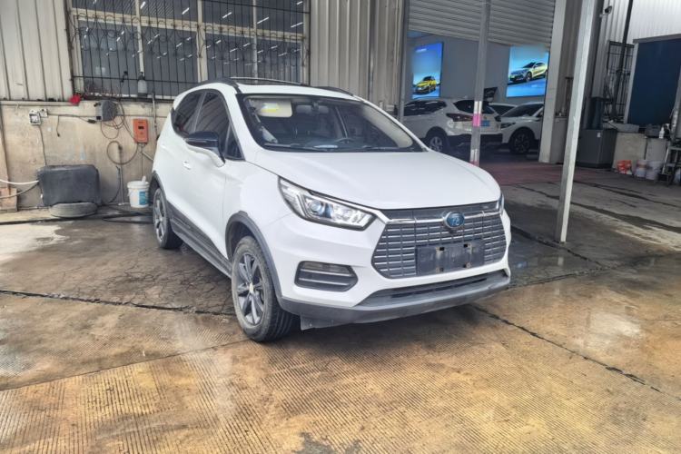 Used BYD Yuan New Energy 2019 EV360 Smart Connect Elite Model Front Right 45 Deg
