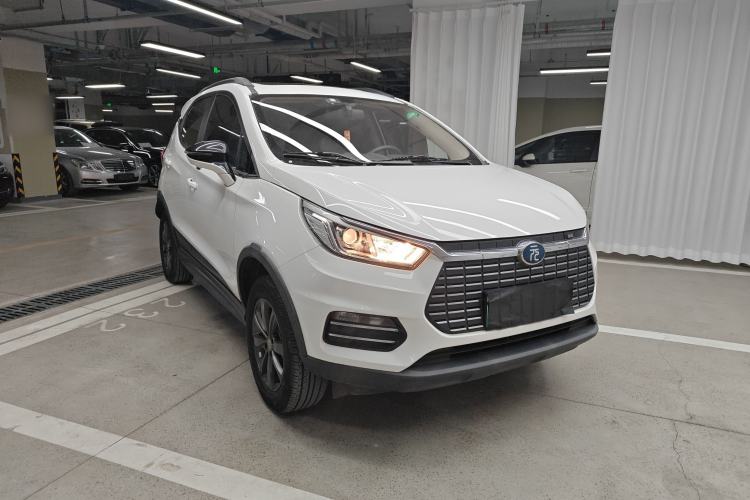 Used BYD Yuan New Energy 2019 EV360 Smart Connect Leading Model Front Right 45 Deg