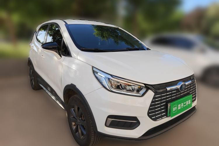 Used BYD Yuan New Energy 2019 EV535 Smart Connect Trendsetting Model Front Right 45 Deg