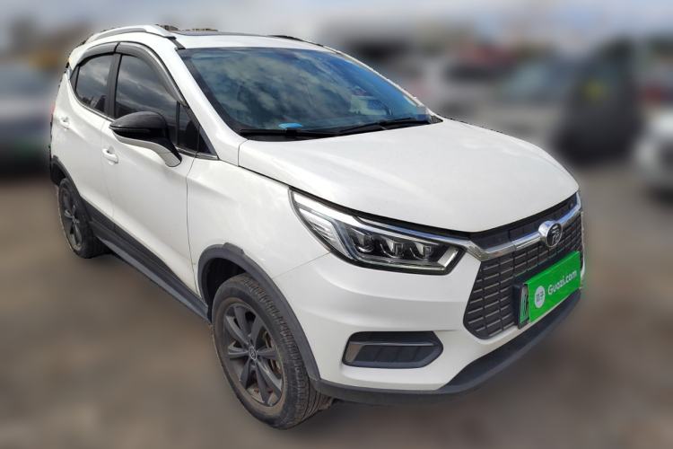 Used BYD Yuan New Energy 2019 EV360 Smart Connect Enjoyment Model Front Right 45 Deg