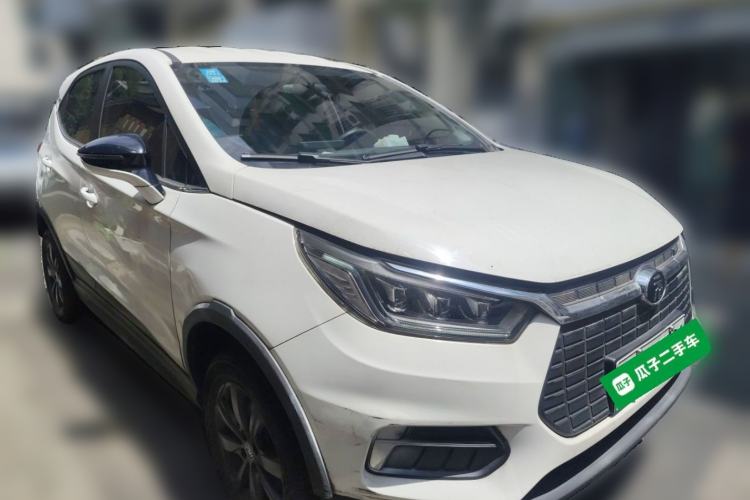 Used BYD Yuan New Energy 2019 EV535 Smart Connect Trendsetting Model Front Right 45 Deg