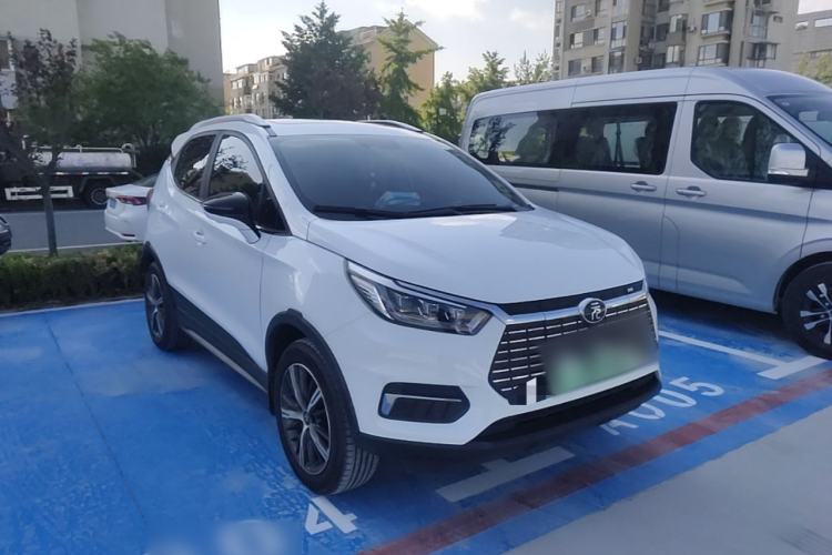 Used BYD Yuan New Energy 2019 EV535 High-Energy Leading Edition Front Right 45 Deg