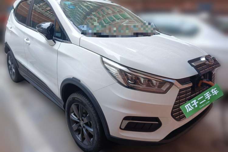 Used BYD Yuan New Energy 2019 EV535 Smart Connect Trendsetting Model Front Right 45 Deg