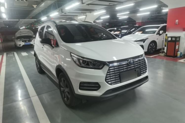 Used BYD Yuan New Energy 2019 EV360 Smart Connect Leading Model Front Right 45 Deg