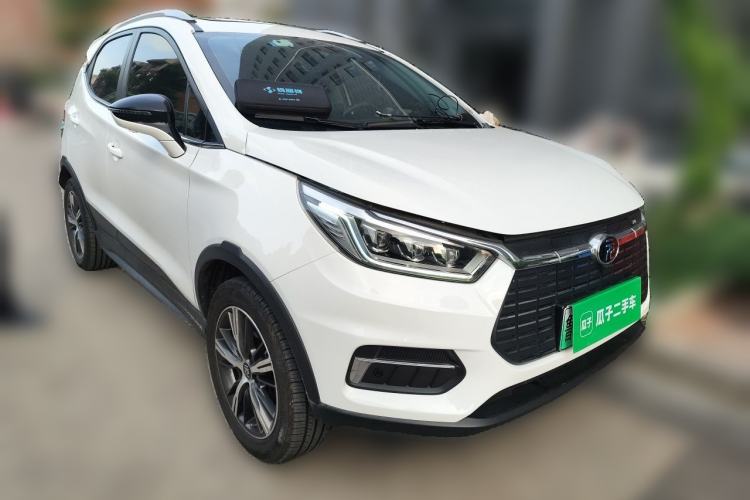 Used BYD Yuan New Energy 2019 EV535 High-Energy Leading Edition Front Right 45 Deg