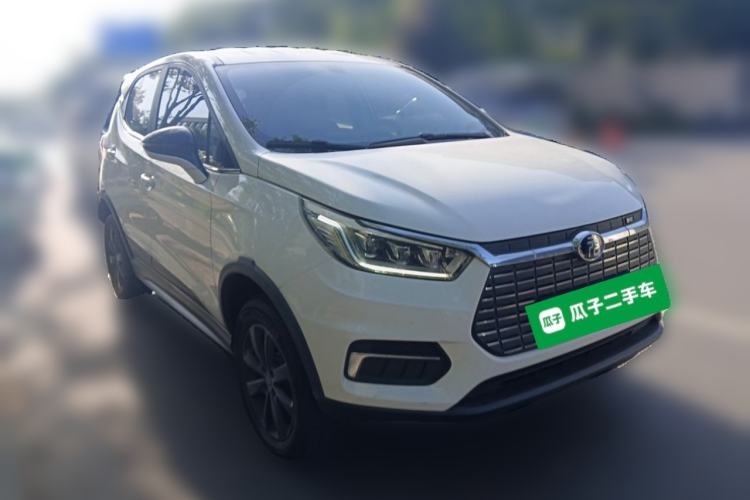 Used BYD Yuan New Energy 2019 EV535 Smart Connect Trendsetting Model Front Right 45 Deg