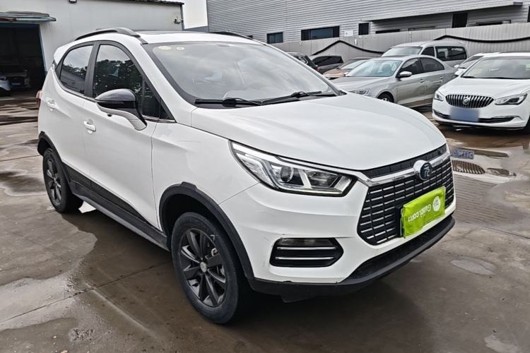 Used BYD Yuan New Energy 2019 EV360 Smart Connect Leading Model Front Right 45 Deg