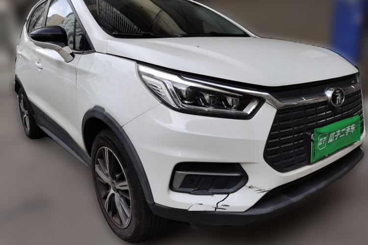 Used BYD Yuan New Energy 2019 EV535 High-Energy Leading Edition Front Right 45 Deg