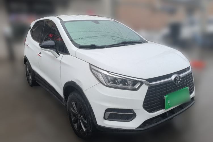 Used BYD Yuan New Energy 2019 EV535 Smart Connect Trendsetting Model Front Right 45 Deg