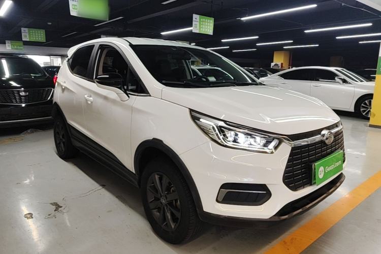 Used BYD Yuan New Energy 2019 EV535 Smart Connect Trendsetting Model Front Right 45 Deg