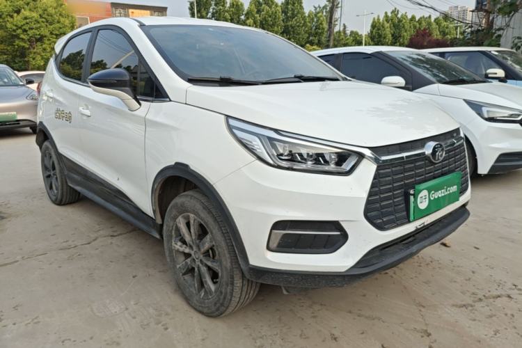 Used BYD Yuan New Energy 2019 EV535 Smart Connect Trendsetting Model Front Right 45 Deg