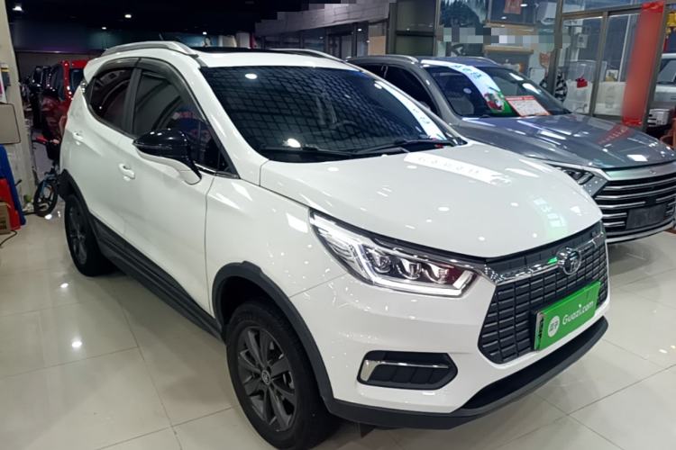 Used BYD Yuan New Energy 2019 EV360 Smart Connect Enjoyment Model Front Right 45 Deg
