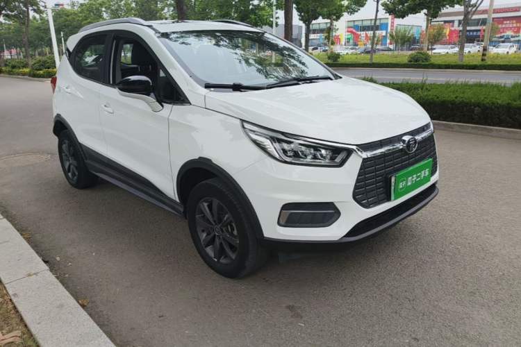 Used BYD Yuan New Energy 2019 EV535 Smart Connect Elite Model Front Right 45 Deg