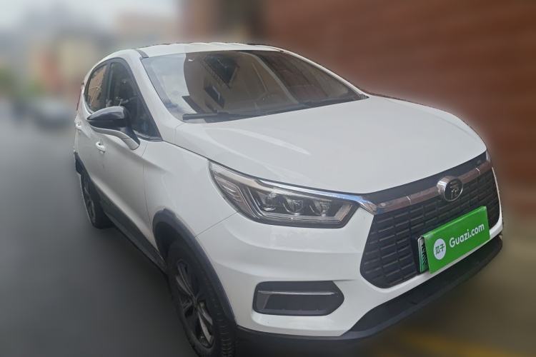 Used BYD Yuan New Energy 2019 EV535 Smart Connect Trendsetting Model Front Right 45 Deg