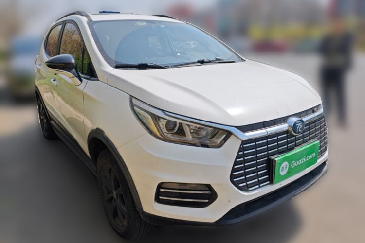 Used BYD Yuan New Energy 2019 EV360 Smart Connect Leading Model Front Right 45 Deg