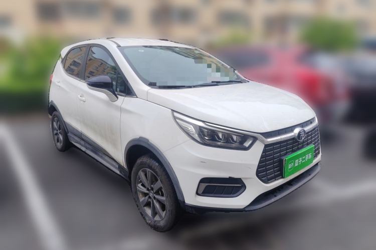 Used BYD Yuan New Energy 2019 EV535 Smart Connect Trendsetting Model Front Right 45 Deg