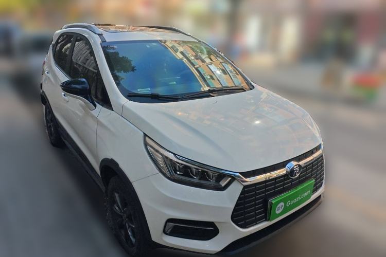 Used BYD Yuan New Energy 2019 EV535 Smart Connect Elite Model Front Right 45 Deg