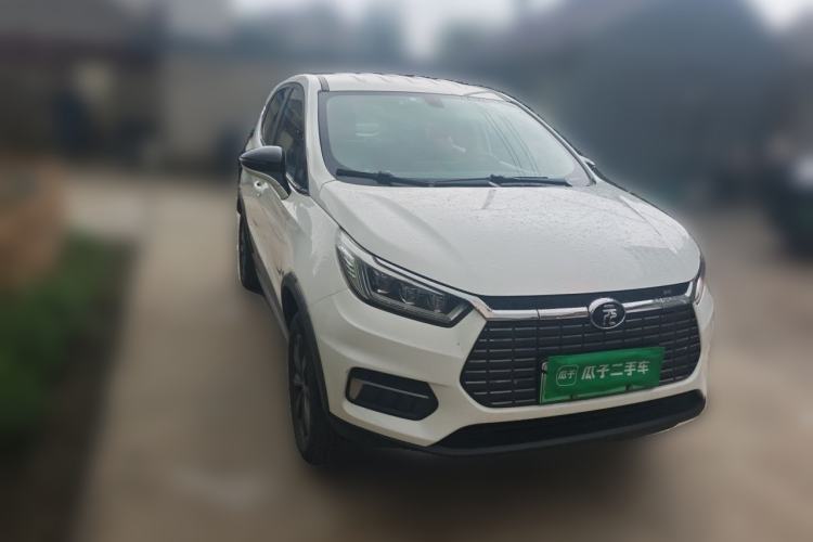 Used BYD Yuan New Energy 2019 EV535 Smart Connect Trendsetting Model Front Right 45 Deg