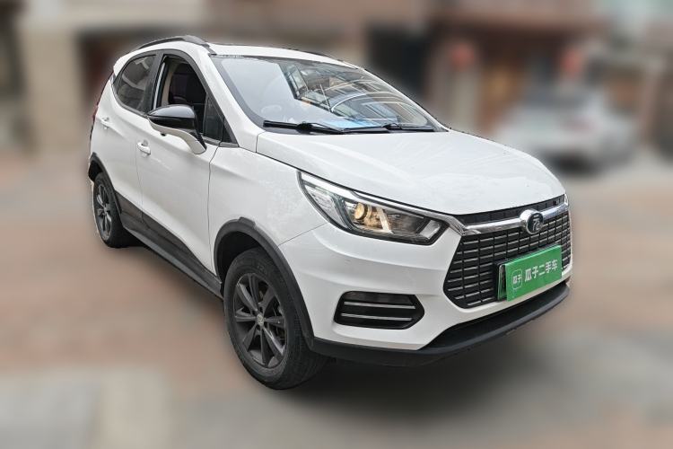 Used BYD Yuan New Energy 2019 EV360 Smart Connect Leading Model Front Right 45 Deg