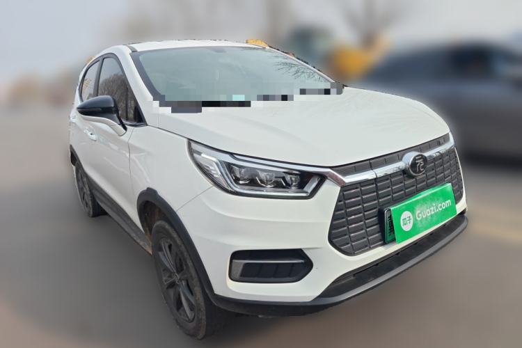 Used BYD Yuan New Energy 2019 EV535 Smart Connect Trendsetting Model Front Right 45 Deg