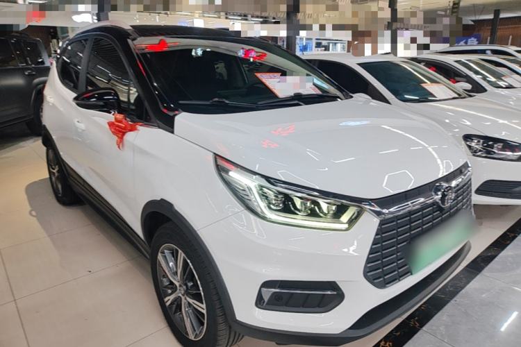 Used BYD Yuan New Energy 2019 EV535 High-Energy Leading Edition Front Right 45 Deg