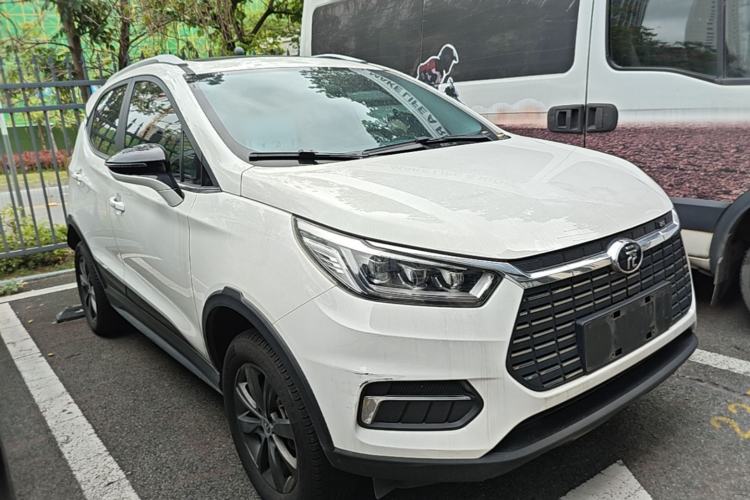 Used BYD Yuan New Energy 2019 EV360 Smart Connect Enjoyment Model Front Right 45 Deg