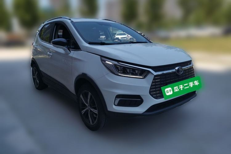 Used BYD Yuan New Energy 2019 EV535 High-Energy Leading Edition Front Right 45 Deg