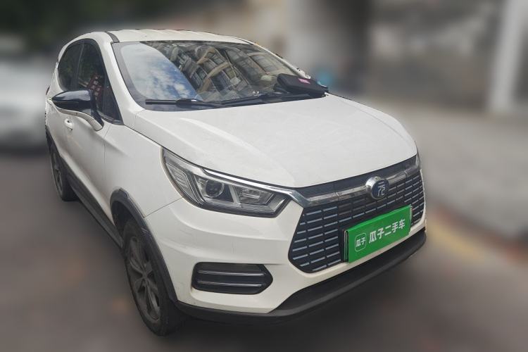Used BYD Yuan New Energy 2019 EV360 Smart Connect Leading Model Front Right 45 Deg