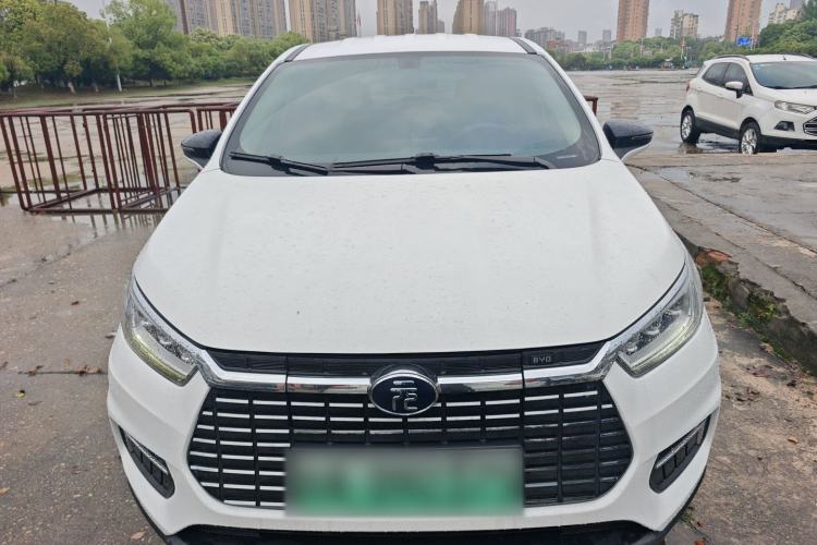 Used BYD Yuan New Energy 2019 EV535 Smart Connect Trendsetting Model Front