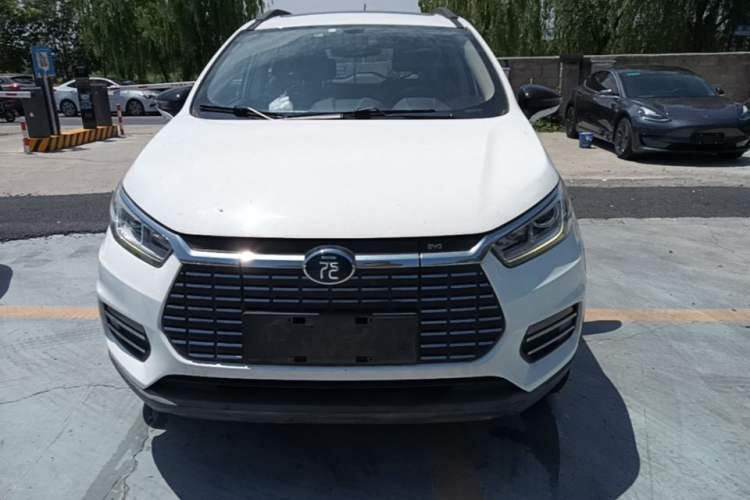Used BYD Yuan New Energy 2019 EV535 High-Energy Leading Edition Front