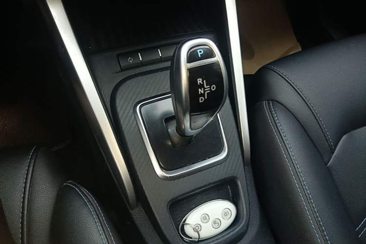 Used BYD Yuan New Energy 2019 EV360 Smart Connect Leading Model Gear Lever