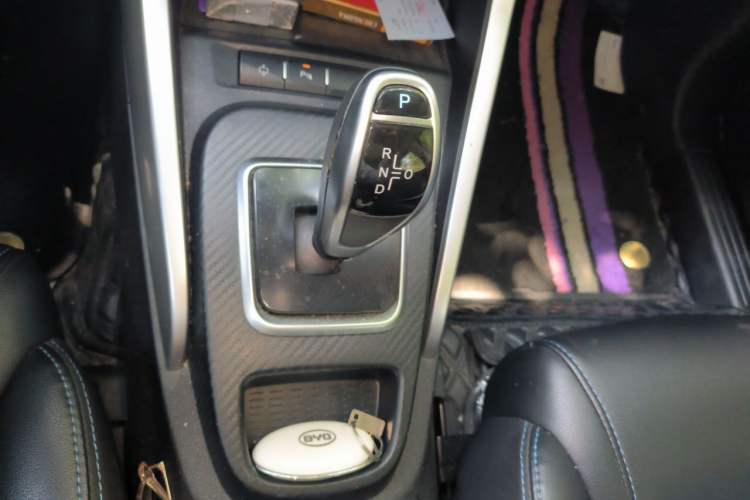 Used BYD Yuan New Energy 2019 EV360 Smart Connect Elite Model Gear Lever