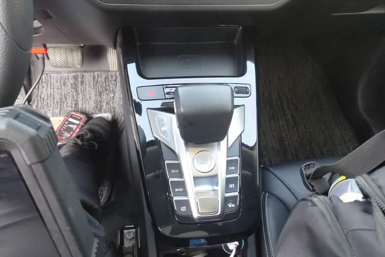Used BYD Yuan New Energy 2019 EV535 High-Energy Leading Edition Gear Lever