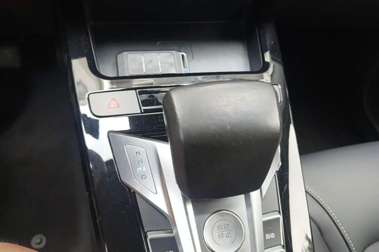 Used BYD Yuan New Energy 2019 EV535 High-Energy Leading Edition Gear Lever