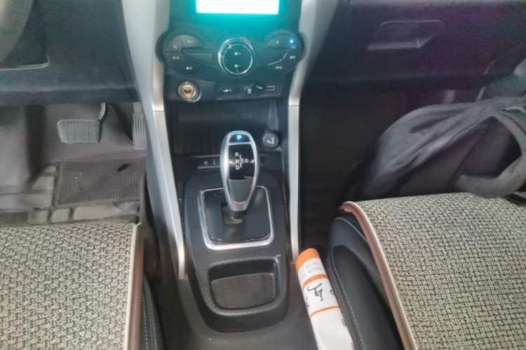 Used BYD Yuan New Energy 2019 EV360 Smart Connect Leading Model Gear Lever