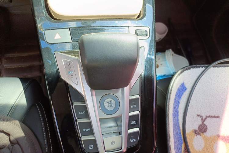 Used BYD Yuan New Energy 2019 EV535 High-Energy Leading Edition Gear Lever