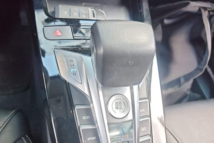 Used BYD Yuan New Energy 2019 EV535 High-Energy Leading Edition Gear Lever